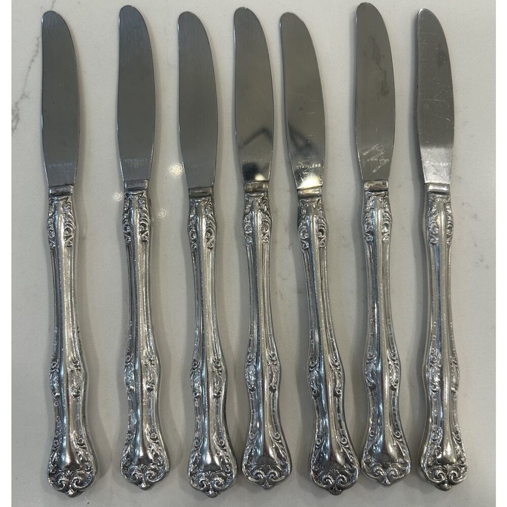 Lot of 7 Modern Hollow Dinner Knives Silverplate 8" Stainless Steel Blades